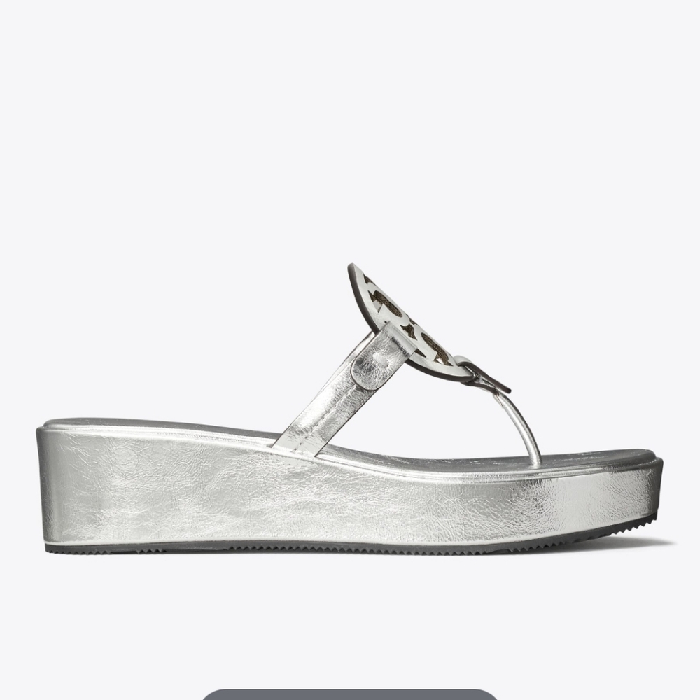 NWT Tory Burch Metallic Silver Sandals - Sold Out Everywhere - Picture 2 of 9